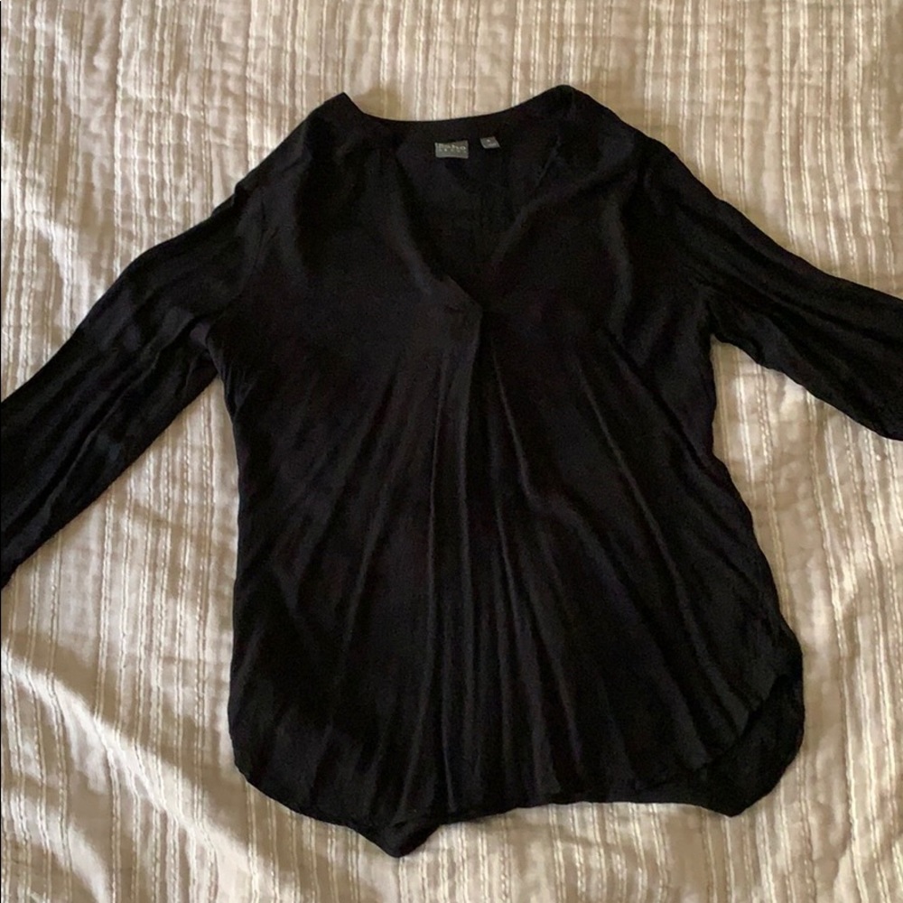SoHo Jeans Flowing top
